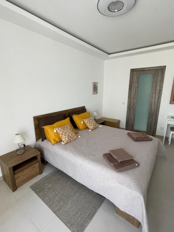 New & Comfortable 7Sun Apartments Near Sandy Beach Σεντ Πόλς Μπέι Εξωτερικό φωτογραφία